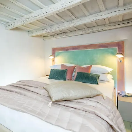 Design Near Spanish Step * Rom