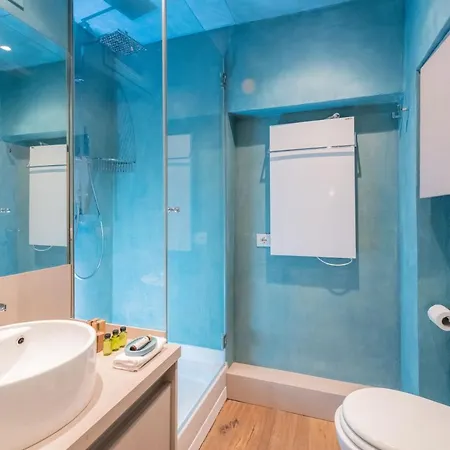 Design Near Spanish Step Apartment Rome