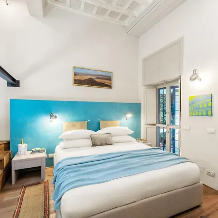 Apartment Design Near Spanish Step Rome