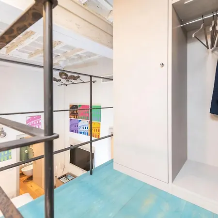 Apartment Design Near Spanish Step Rome