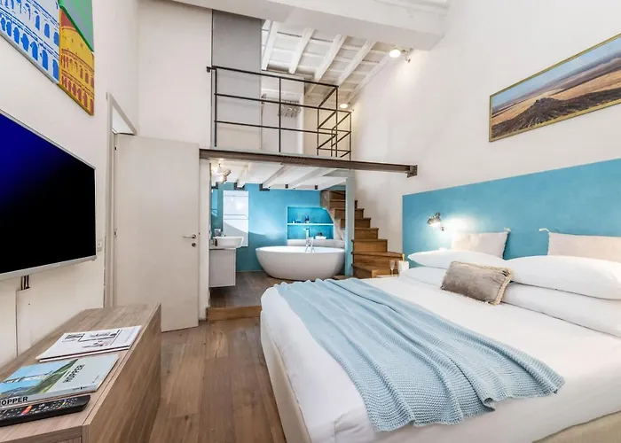 Design Near Spanish Step * Rom