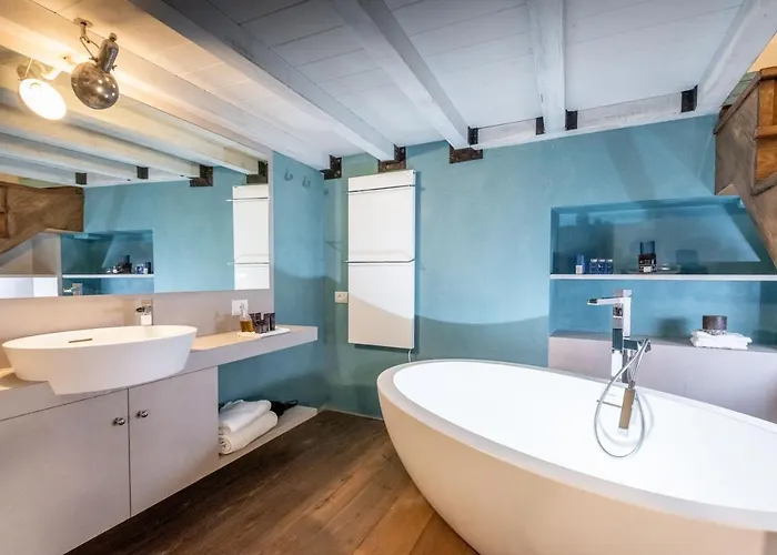 Design Near Spanish Step