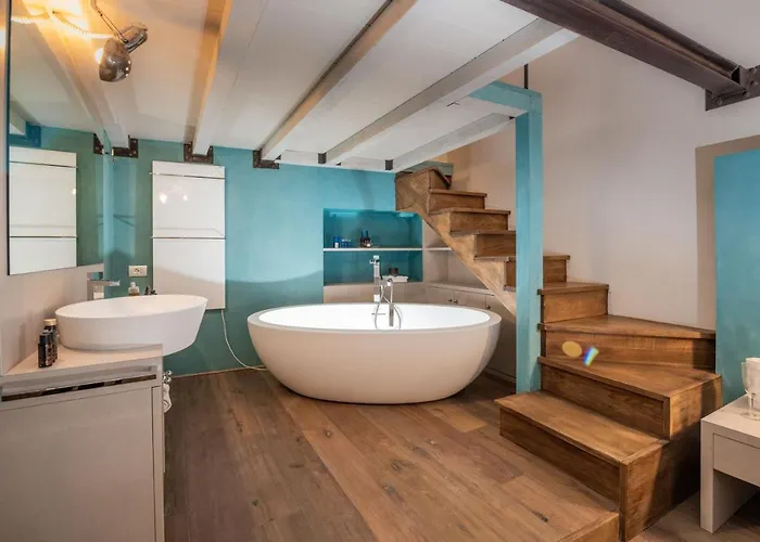 Design Near Spanish Step 罗马